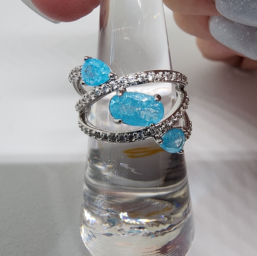 Timeless Essence - Picture 6 of 6